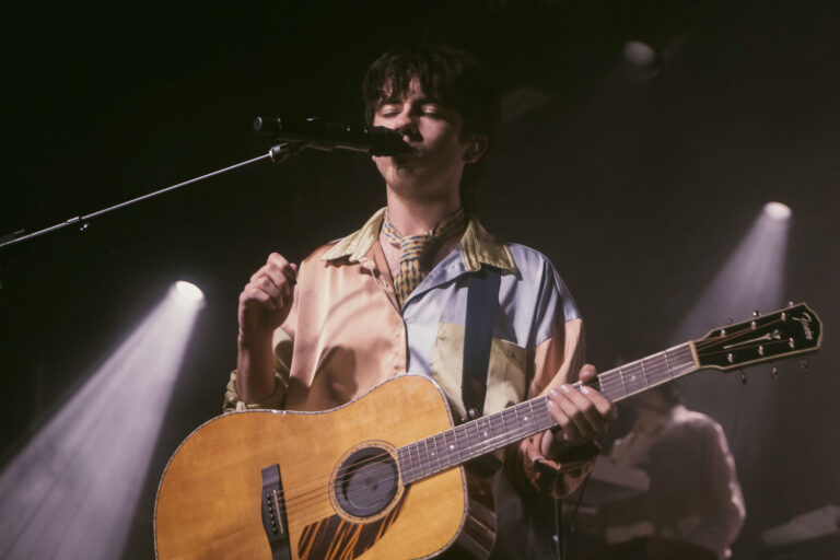 declan-mckenna-5